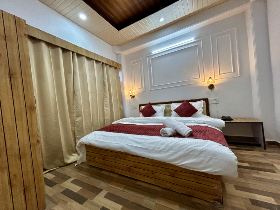 Super Deluxe Room, Hotel Sirhind Regency