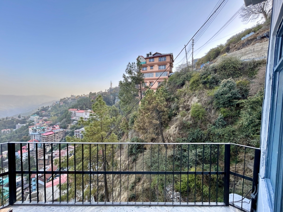 Hotel Sirhind Regency, Manali