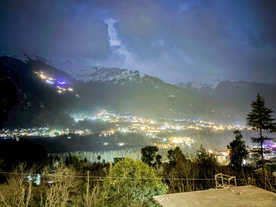 Hotel View Point, Manali