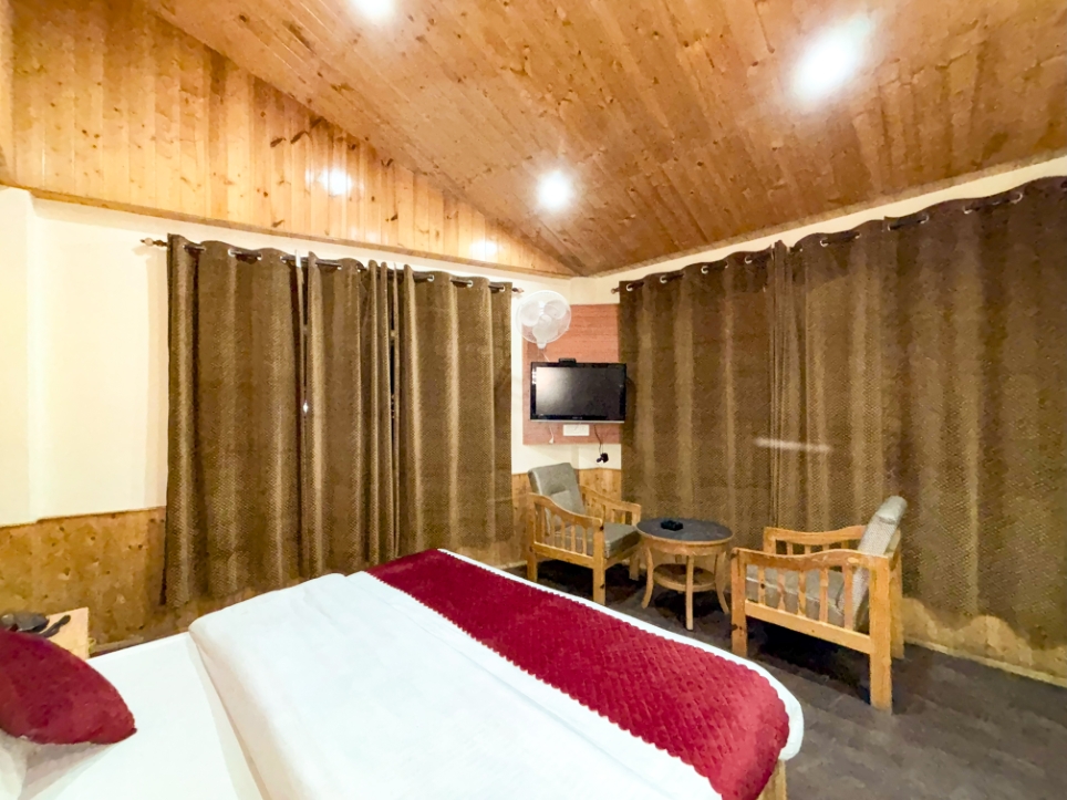 Hotel View Point, Manali