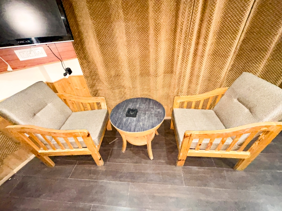 Hotel View Point, Manali