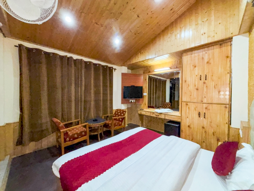 Hotel View Point, Manali