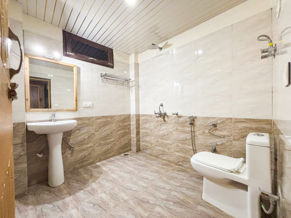 Hotel View Point, Manali