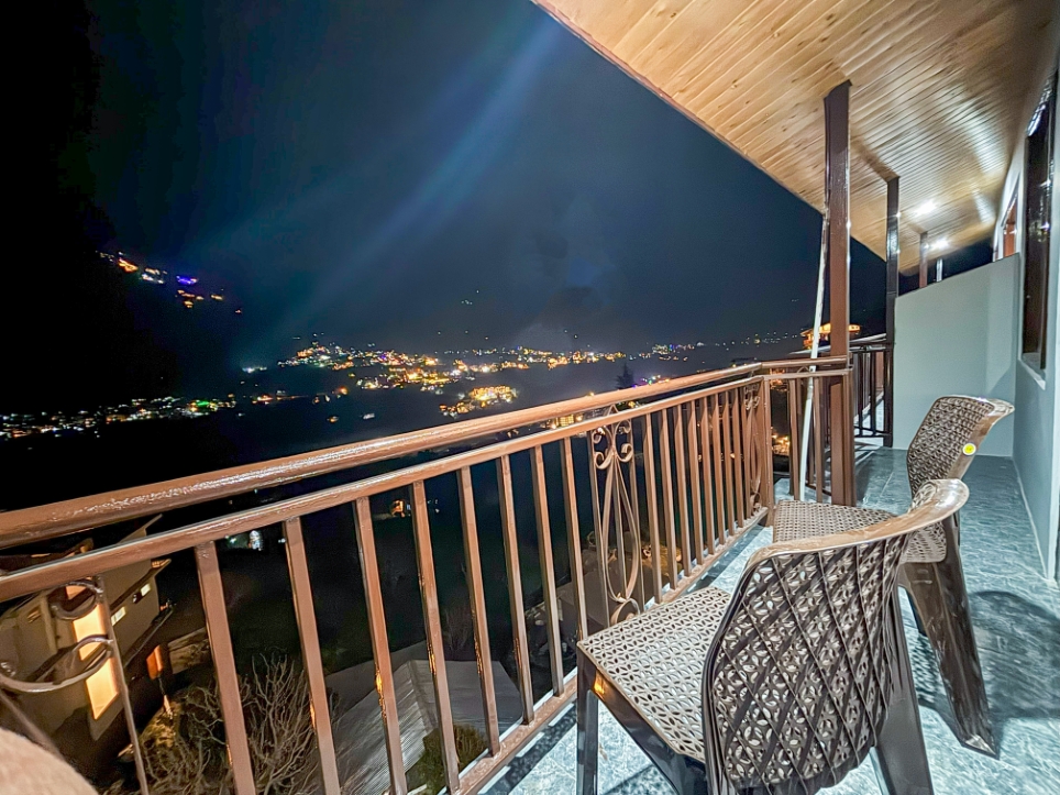 Hotel View Point, Manali